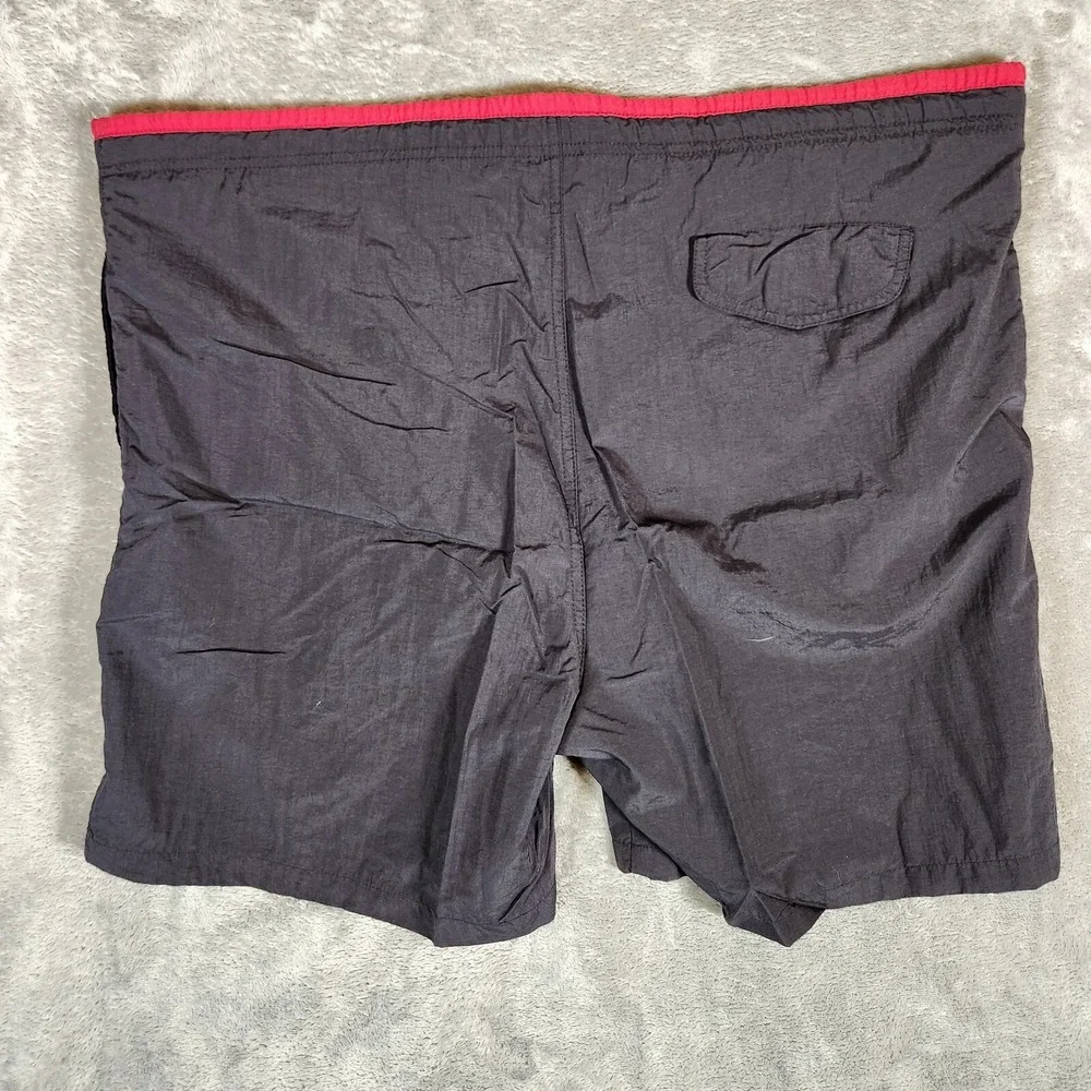 Trader Bay embrace comfort
